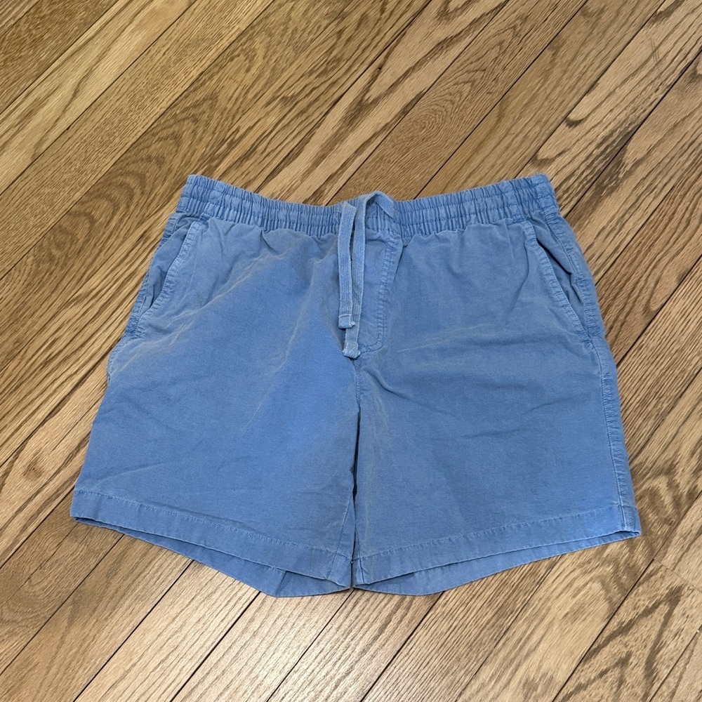 Vineyard Vines men’s shorts